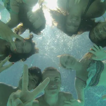 Mobil-home 32m², 3 Chambres, Terrasse Et Cuisine Equipee - Api-1-52-601 Limeuil