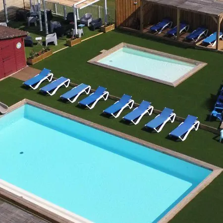 Mobil-home 32m², 3 Chambres, Terrasse Et Cuisine Equipee - Api-1-52-601 *