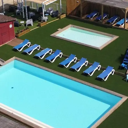 Mobil-home 32m², 3 Chambres, Terrasse Et Cuisine Equipee - Api-1-52-601 Campingplads