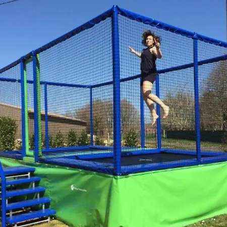 Mobil-home 32m², 3 Chambres, Terrasse Et Cuisine Equipee - Api-1-52-601 Limeuil