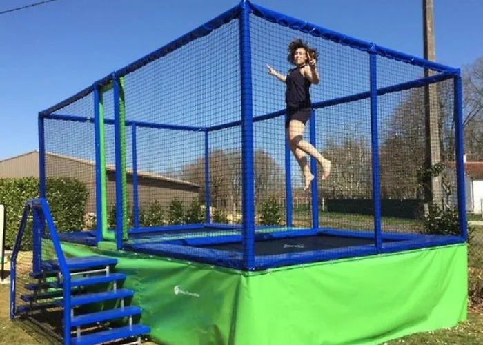 Mobil-home 32m², 3 Chambres, Terrasse Et Cuisine Equipee - Api-1-52-601 Limeuil